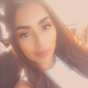 Meet your Posher, Sandy